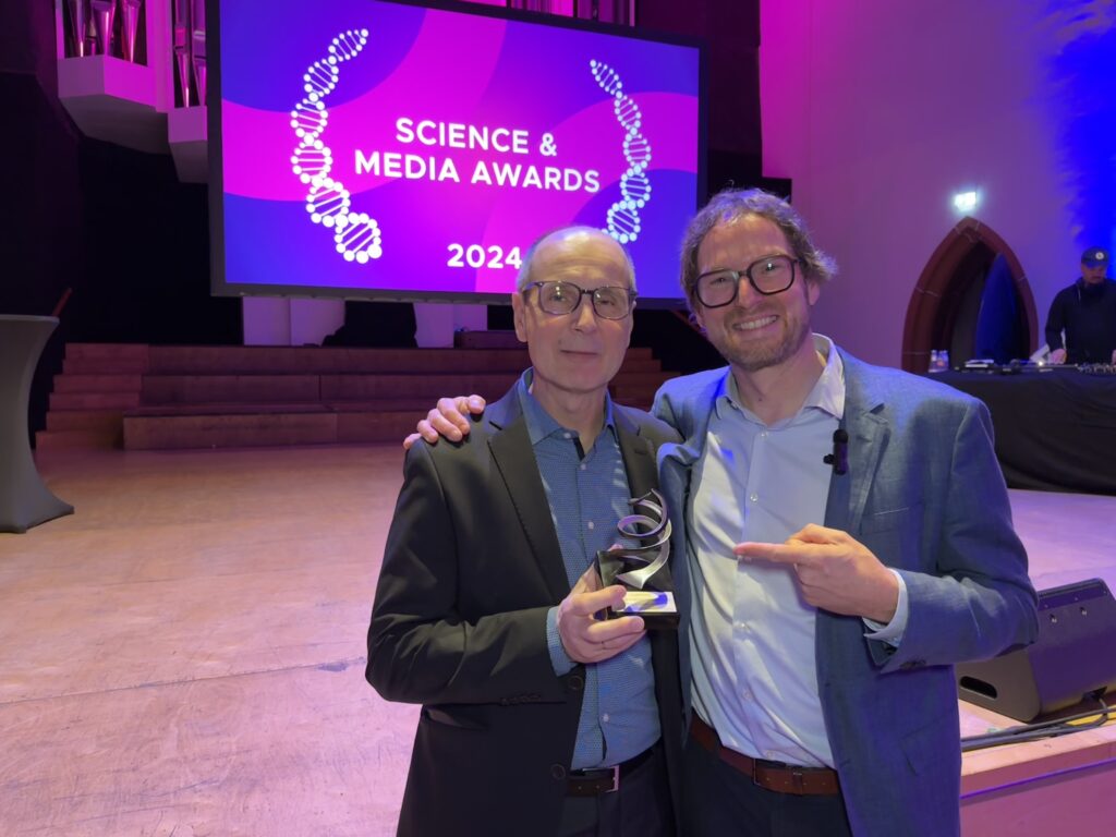 The FNR is thrilled to announce that Take Off - Science Challenge Show, a joint project between FNR and the André Losch Fondation, has been awarded the prestigious Silbersalz Science Media Award 2024 in the Young Audience category.